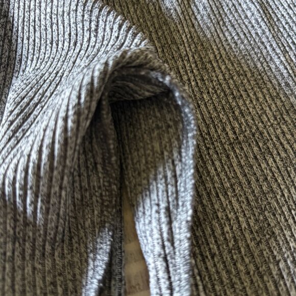 ECHT Ribbed Gray Long Sleeved Fitted Top - Medium - Picture 4 of 7